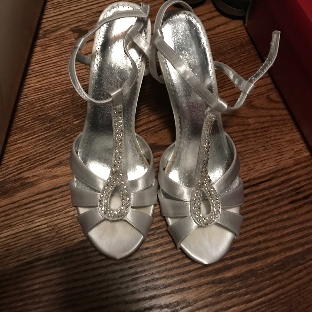 Brand new wedding shoes